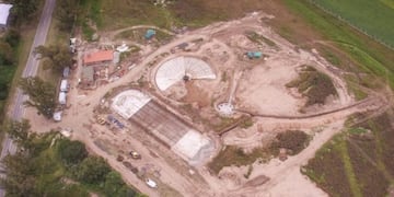 Obra de cloacas en Colonia Caroya (Gentileza Radio Comunicar)