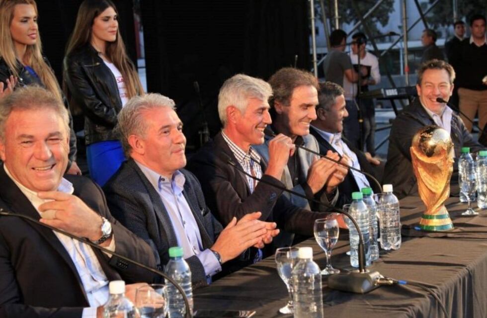 Los campeones del 86 hicieron cumbre en San Juan