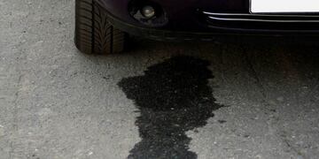 Perdida de aceite de un automóvil