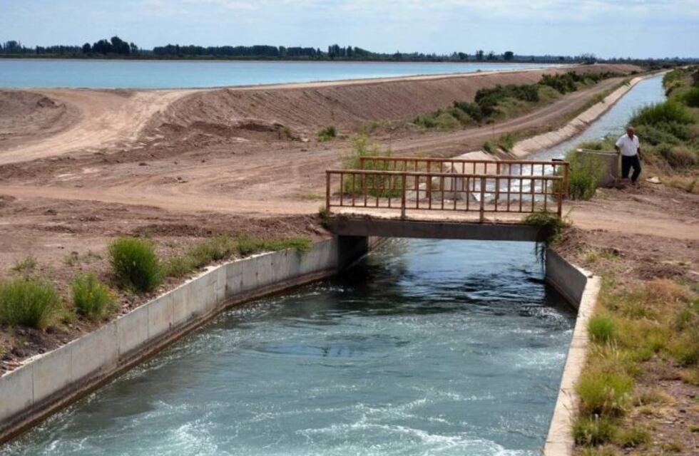 Cadáver de una mujer de 60 años fue hallado en un canal de riego de San Rafael