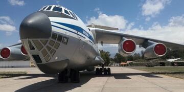 Avion ruso aterriza en Mendoza