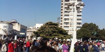 Una multitud marchó por Eliana en agosto de 2020 .