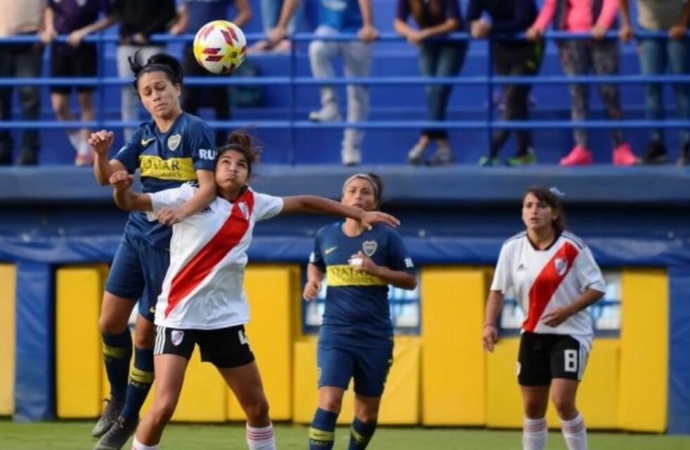 El primer superclásico femenino profesional se jugará en La Bombonera