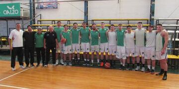 Plantel completo para los entrenamientos de Barrio Parque\u002E