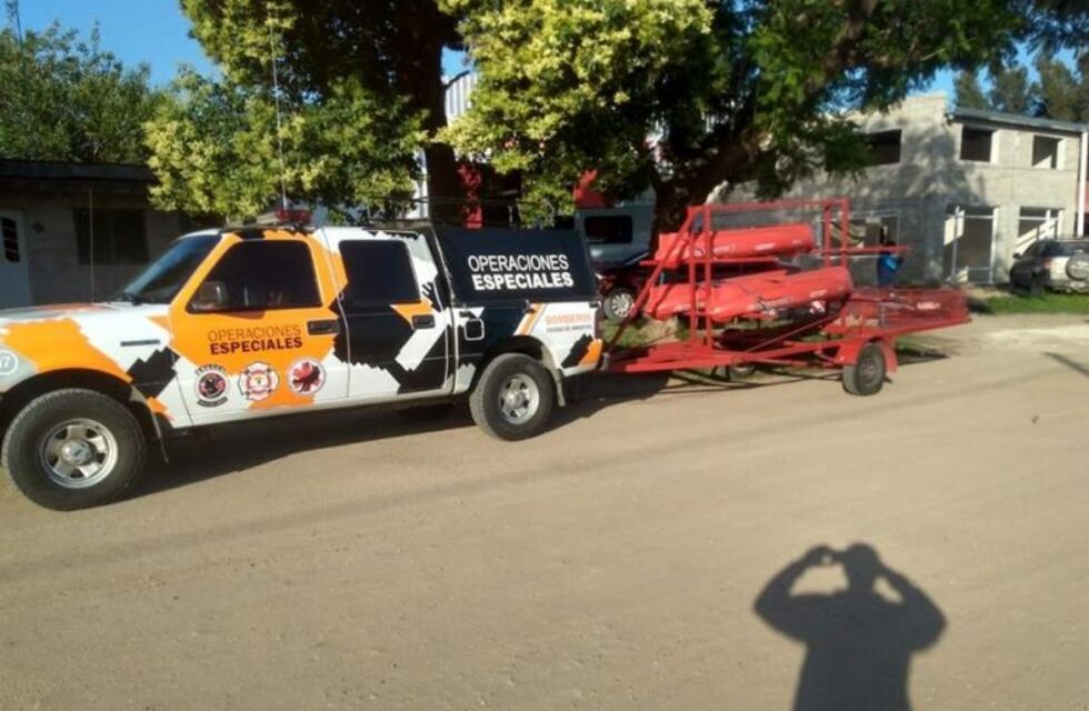 Bomberos de Arroyito colaboran en la búsqueda de una persona en Pilar