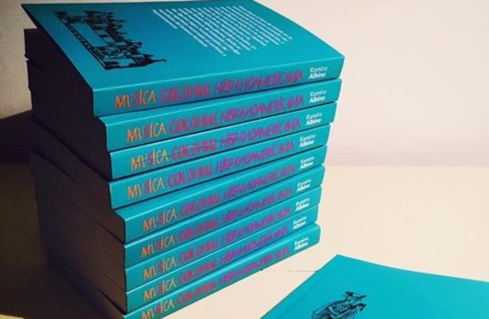 Ramiro Albino presenta su libro sobre Música Colonial