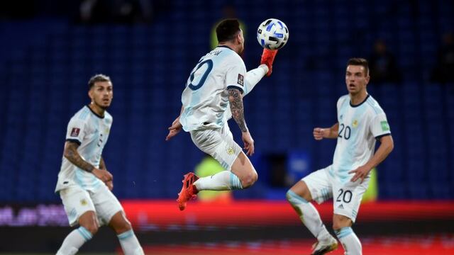 Lionel Messi en el partido ante Paraguay\u002E (EFE)