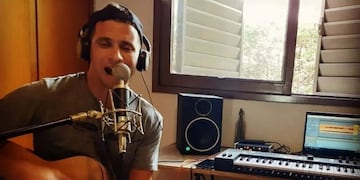 Ale Kieffer trabaja en su nuevo trabajo en Arroyito