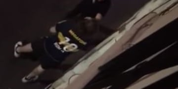 Brutal pelea en la puerta de un bar porteño tras la Superfinal\u002E