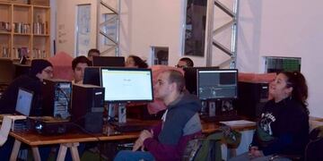 Emprendedores jóvenes\u002E