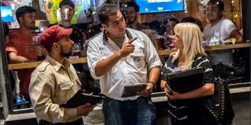 Controles en Pichincha y La Florida: 300 multas y tres locales clausurados (Municipalidad de Rosario)