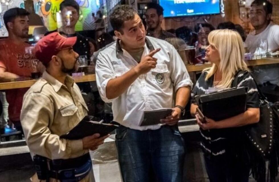 Controles en Pichincha y La Florida: 300 multas y tres locales clausurados