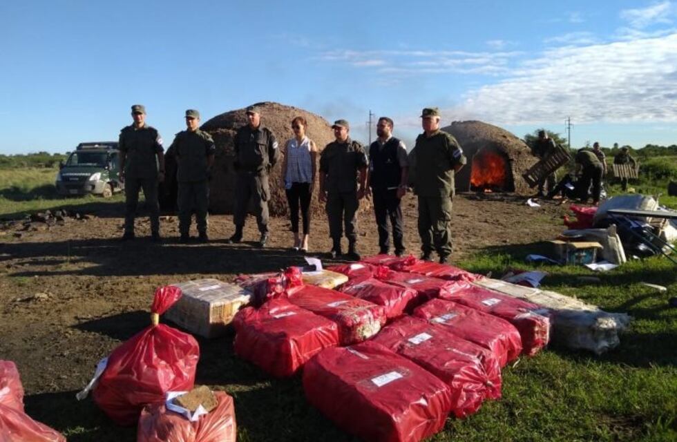 Gendarmería incineró en Formosa más de dos toneladas de estupefacientes
