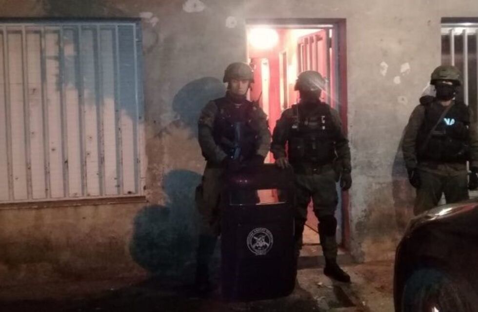 Detuvieron a cuatro personas en varios allanamientos por trata de personas