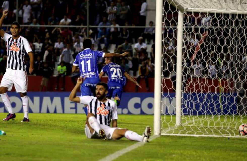 Con un gol sobre la hora, Godoy Cruz dio vuelta el partido con Libertad