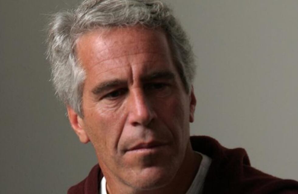 Hallaron muerto en prisión al millonario estadounidense Jeffrey Epstein