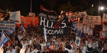 El jueves a partir de las 18 se concentrarán en la plaza Urquiza las organizaciones de Derechos Humanos que harán la marcha\u002E