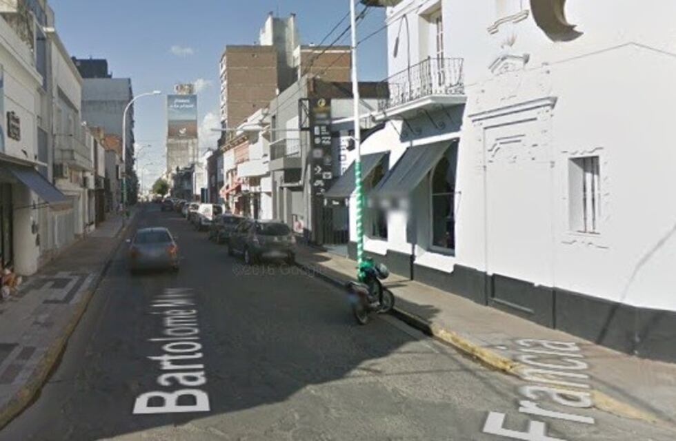 Un joven de 29 años fue detenido por exhibir sus genitales en plena vía pública