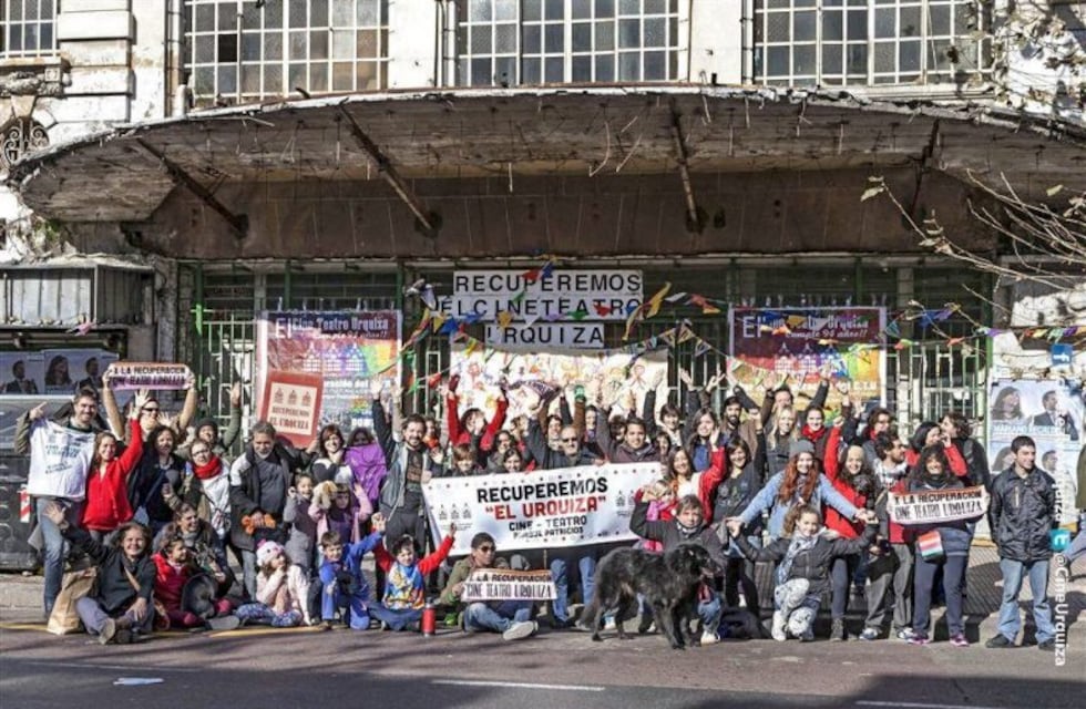 Vecinos de Parque Patricios harán un abrazo al cine teatro Urquiza