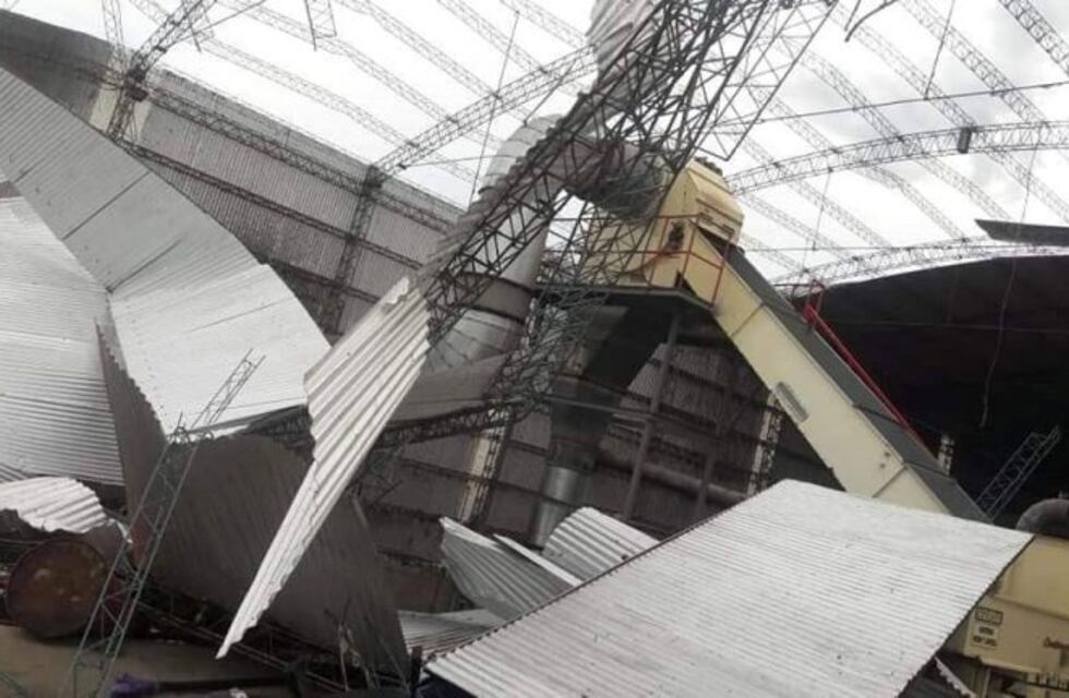 Tornado en el Departamento Banda, Clodomira y Estación Simbolar
