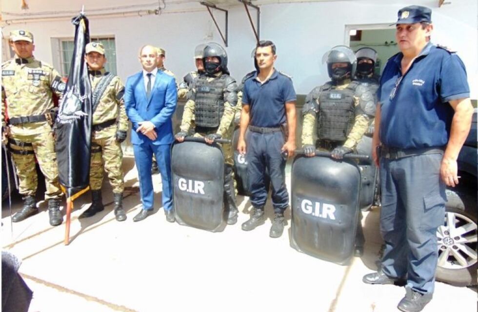 La Policía del Chubut presentó oficialmente al Grupo de Intervención Rápida