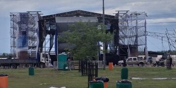 Se suspendió la jornada de este lunes en Colectividades\u002E (@Cris_Ick)