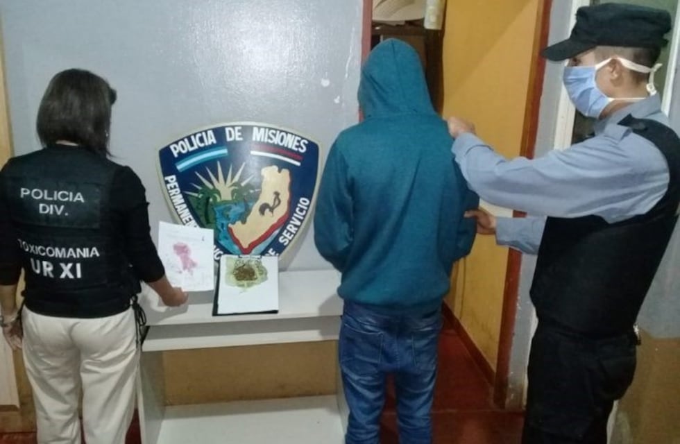 Detuvieron a dos jóvenes por incumplir la cuarentena y uno tenía marihuana