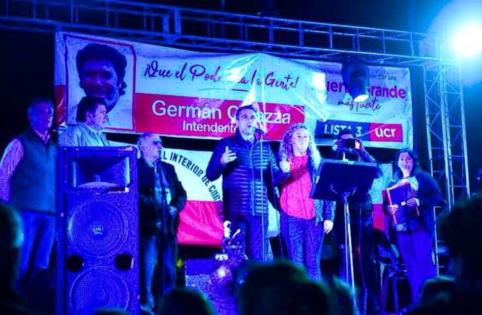 Mestre: "Si los cordobeses nos eligen van a pagar menos en la tarifa de la luz