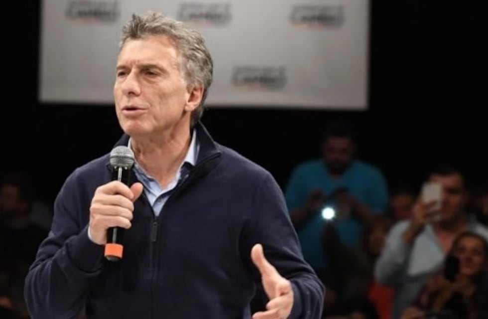 Macri llega a las 11:00, recorre obras, ofrenda a la Pacha y arenga a la tropa