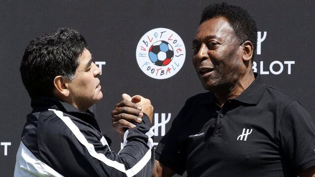 Pelé le envió un emotivo mensaje a Maradona por su cumpleaños.