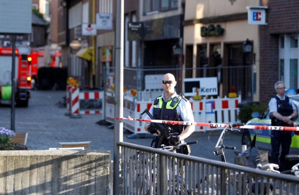 Una camioneta atropelló a una multitud en Alemania: al menos cuatro muertos
