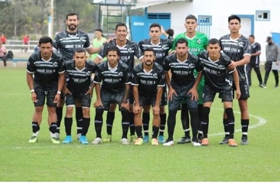 Con dos partidos comienzan los octavos de final de la Liga Tucumana