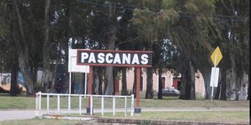 Un adolescente falleció tras colisionar su moto contra una camioneta