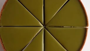 Este cheesecake de pistacho muy fácil de hacer.