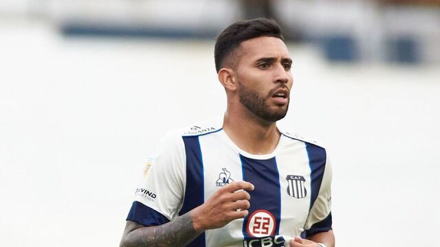 El gol en Copa Argentina le devolvió confianza y chances a Nahuel Bustos. De todos modos, el referente de área en Talleres será Federico Girotti (Prensa Talleres)