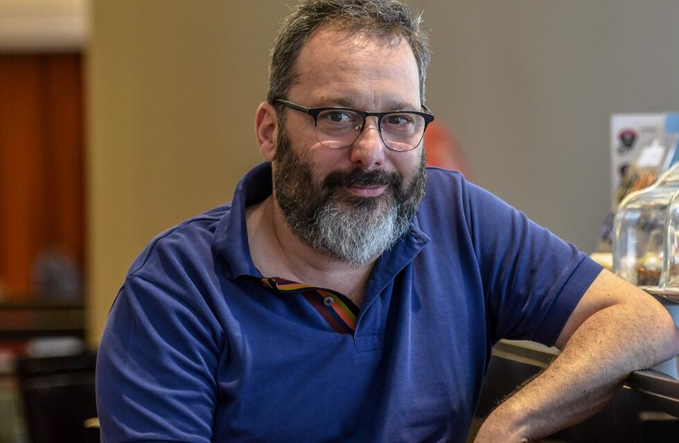 Tras la muerte de Gerardo Rozín, el bar El Cairo le rindió homenaje en Rosario