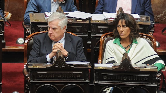Carlos Gutiérrez y Natalia De La Sota. (Federico Lopez Claro)