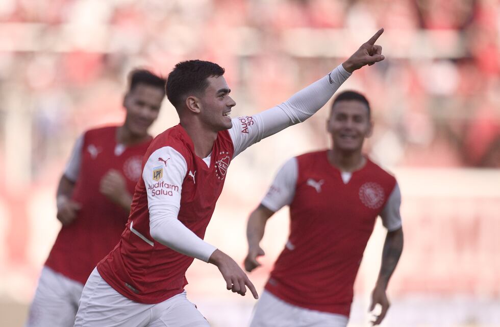 Independiente venció 3 a 0 a Huracán y lo dejó afuera de los cuartos de final