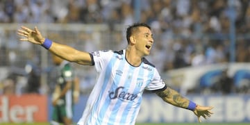 Central avanza en la compra de Zampedri