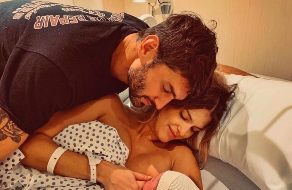Mery del Cerro realizó una tapa de revista con su beba recién nacida y generó polémica