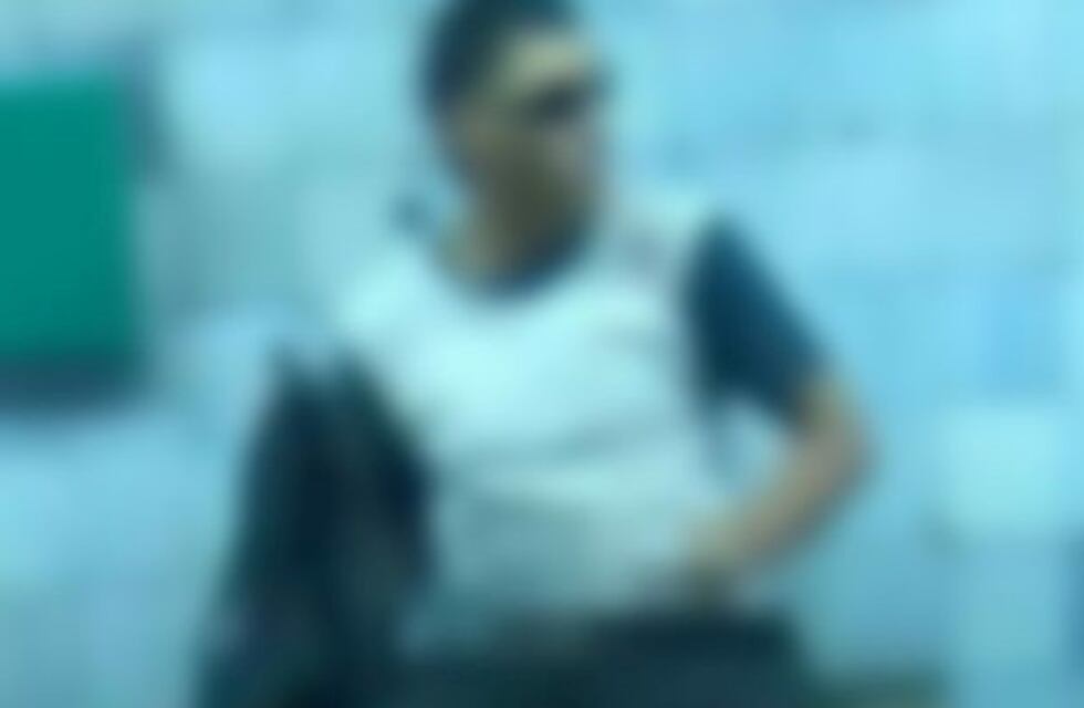 Fue demorado por "exhibiciones obscenas" en la vía pública