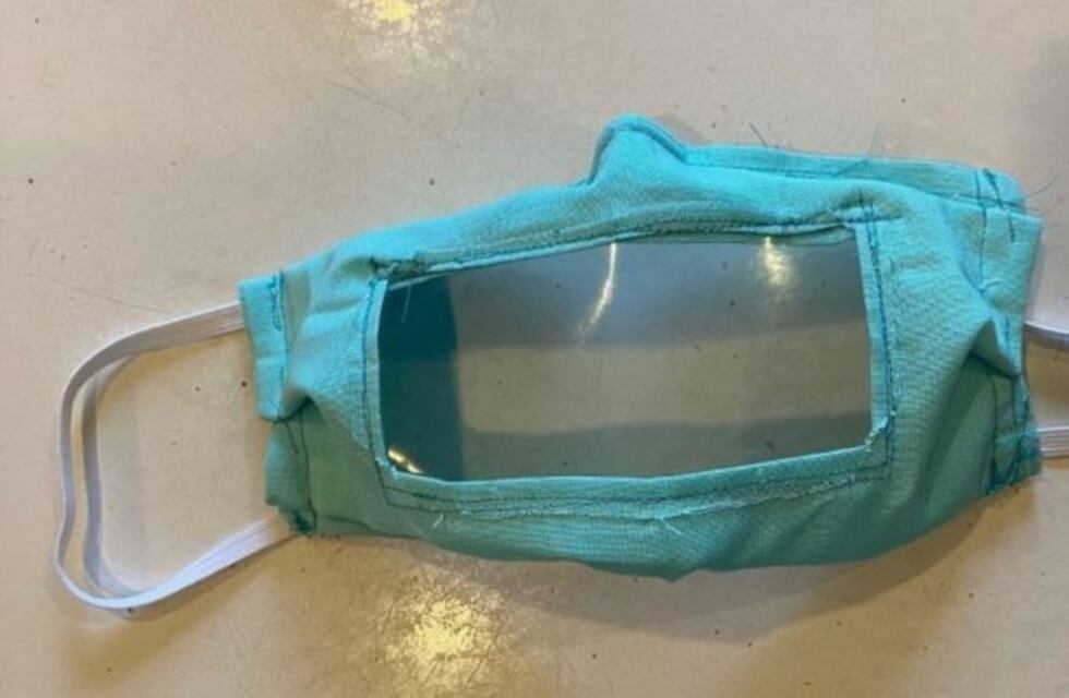 Coronavirus en Bell Ville: proponen barbijos transparentes para facilitar la lectura de labios