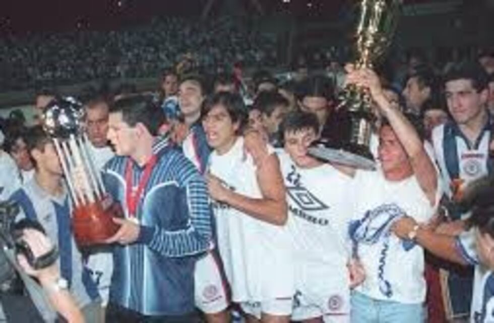 Talleres y el homenaje a los campeones de la Copa Conmebol, a 20 años del logro