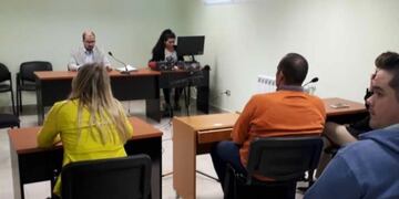 Quedaron inhabilitados dos policías por robar celulares en Comodoro