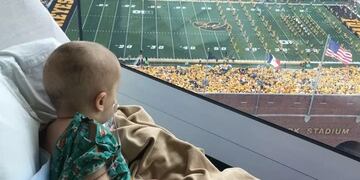 Su estadio está ubicado frente a un hospital pediátrico y en cada partido saludan a los pacientes
