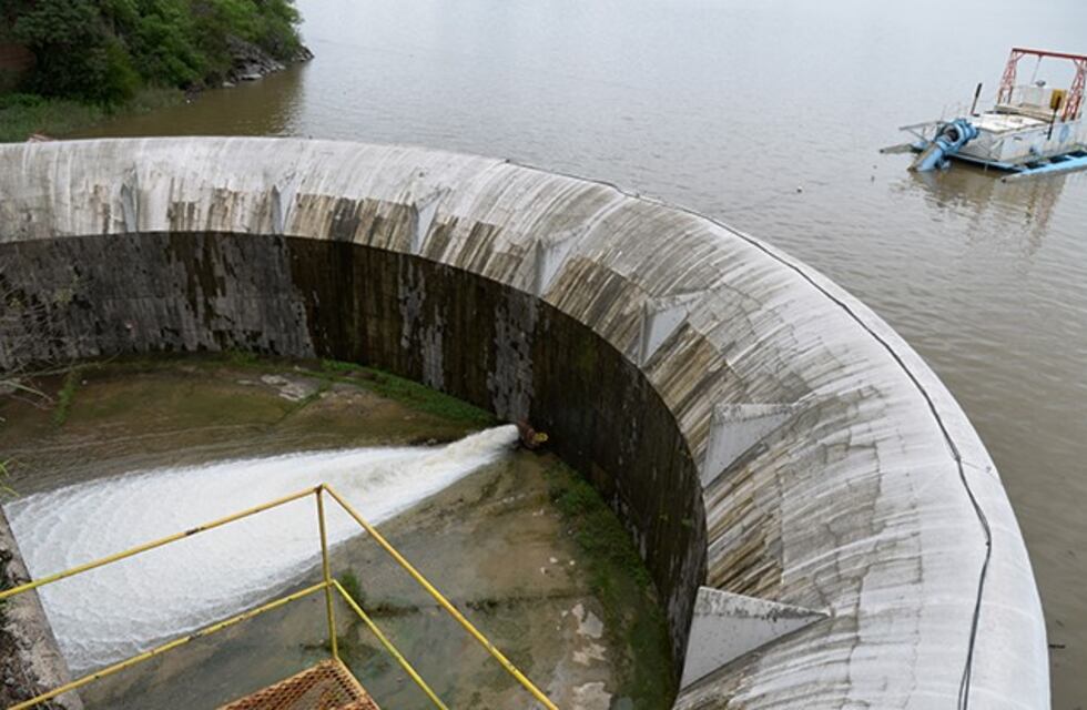 Temporal: Defensa Civil monitorea el aumento del caudal de agua del Río Salí