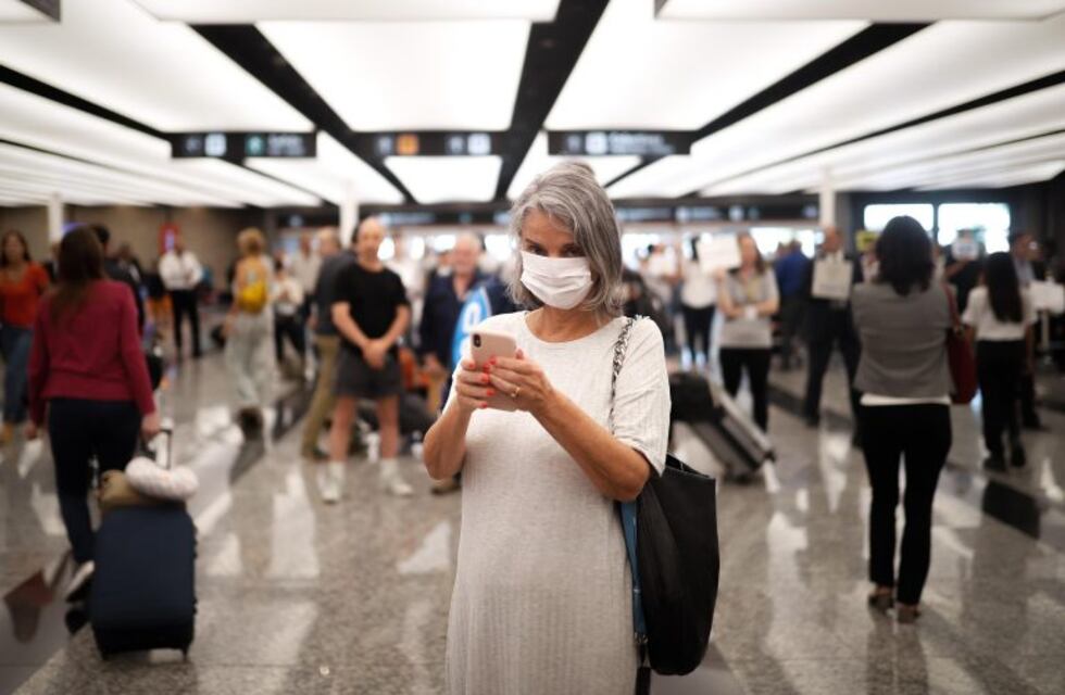 Coronavirus: el Gobierno prorroga las restricciones y reduce el cupo de ingreso al país a 600 pasajeros diarios