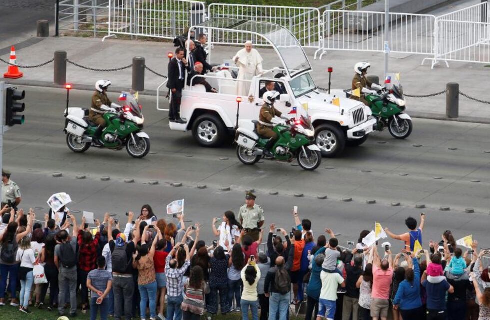 El papa Francisco arribó a Chile en su sexta gira latinoamericana