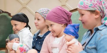 Convocan a una donación de cabello y tela por el Día del Cáncer Infantil