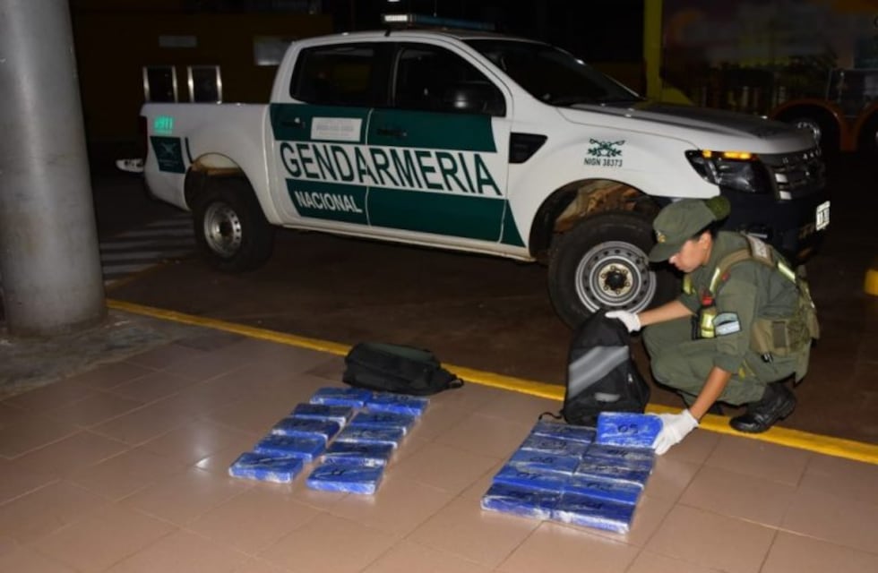 Secuestran un cargamento millonario de cocaína que había salido de Iguazú